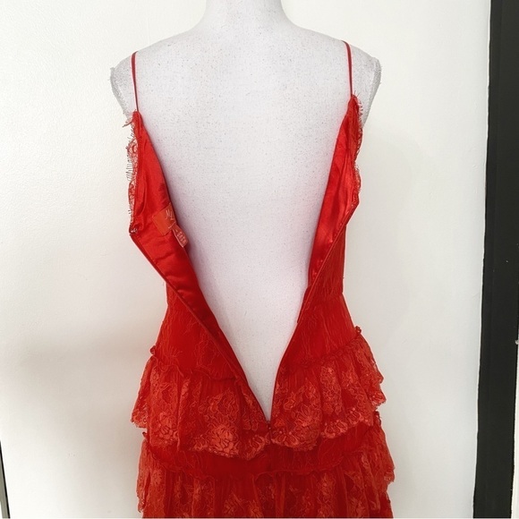 ML MONIQUE LHUILLIER RED LACE SLEEVELESS TIERED COCKTAIL DRESS - 4 - Picture 7 of 10